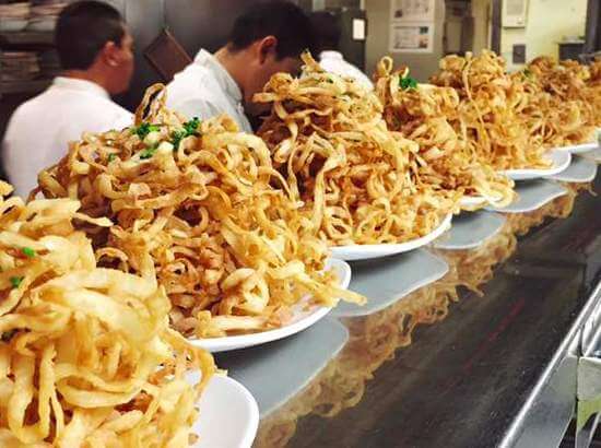 onion ring heaven, plates of stacked rings